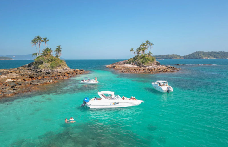 Carregue imagem no visualizador da galeriaTour de Barco pelas ilhas paradisíacas de Ilha Grande | Regular