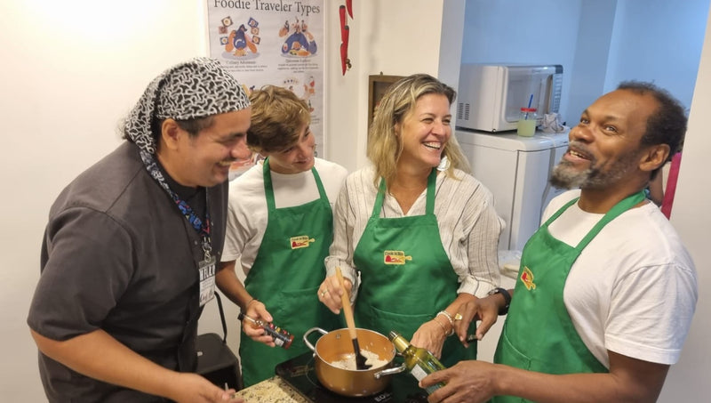 Carregue imagem no visualizador da galeriaAula de Culinária - Sabores do Brasil: Experiência Moqueca Baiana
