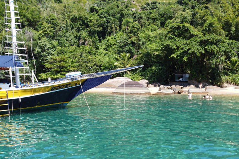 Carregue imagem no visualizador da galeriaRoteiro Tradicional de Escuna com Snorkeling em Paraty