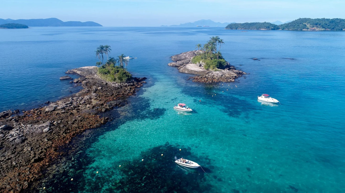 Boat tour of the paradisiacal islands of Ilha Grande | Regular