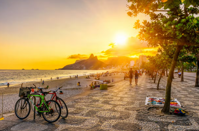 Pedale no melhor entardecer carioca