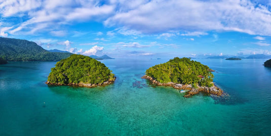 Meia Volta à Ilha Grande com Lagoa Azul, Lagoa Verde e Praias Paradisíacas