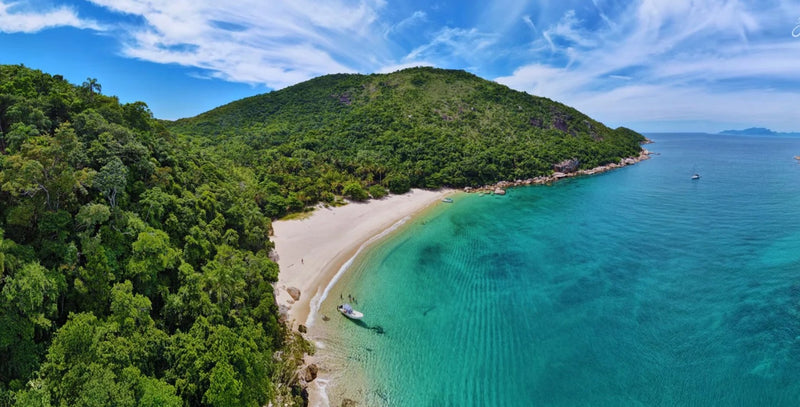 Carregue imagem no visualizador da galeriaVolta à Ilha Grande com Praia do Aventureiro, Caxadaço e Praias Paradisíacas
