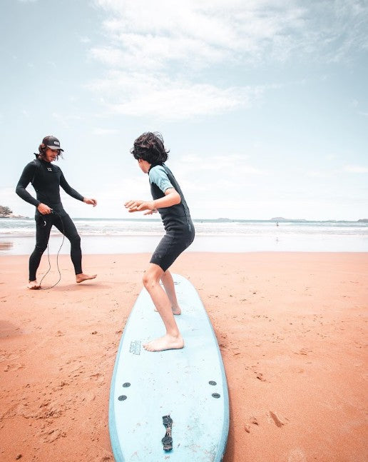 Aula de Surf em Búzios: Experiência Completa com Instrutor
