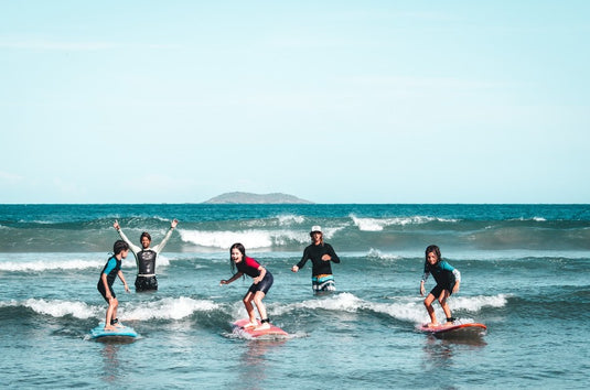Aula de Surf em Búzios: Experiência Completa com Instrutor