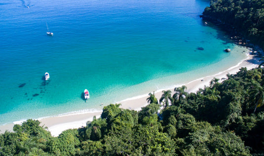 Tour pelas Ilhas Paradisíacas saindo do Cais de Angra
